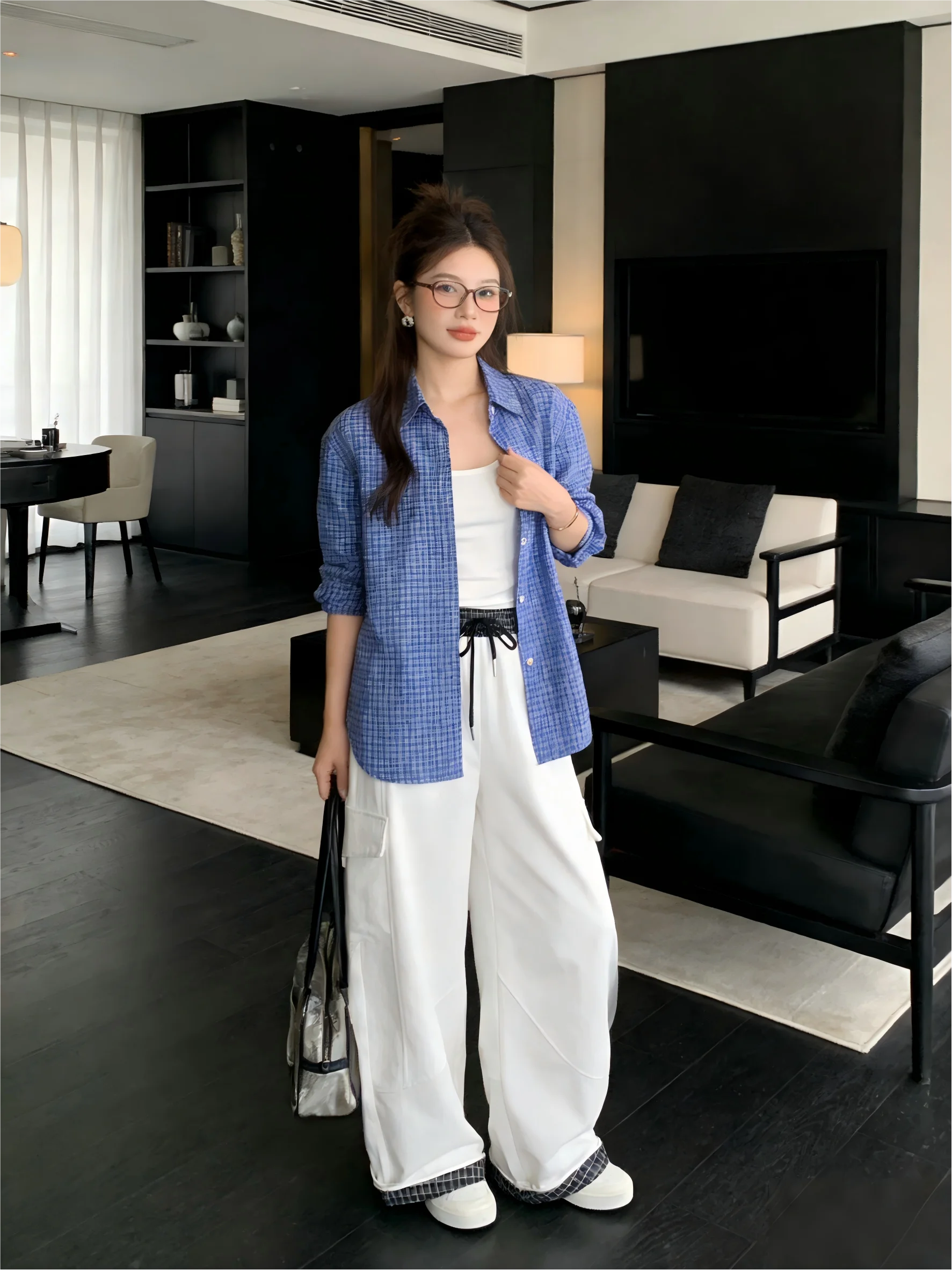 Chic Korean Loose Wide Leg Workwear Trousers Dstring Waist Design Patchwork Large kets Plaid Casual Pants for Women
Chic Korean Loose Wide Leg Workwear Trousers Dstring Waist Design Patchwork Large kets Plaid Casual Pants for Women