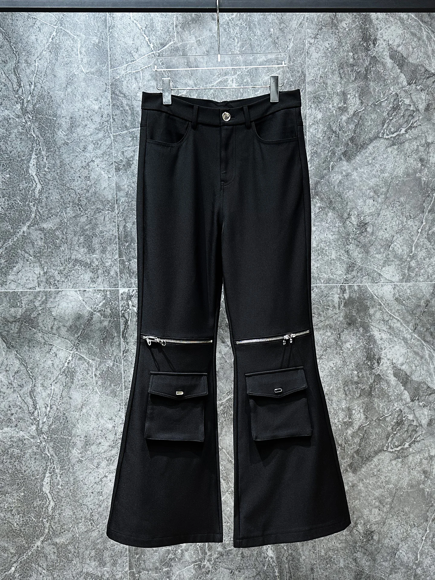 Мужские свободные брюки Cool Sle с молнией, слегка расклешенные, повседневные, модные, молодежные, осенние, однотонные, в западном стиле
Мужские свободные брюки Cool Sle с молнией, слегка расклешенные, повседневные, модные, молодежные, осенние, однотонные, в западном стиле