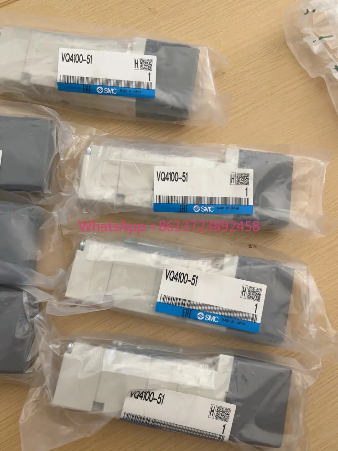 Japan SMC original solenoid valve VQ4100-51 high quality
Japan SMC original solenoid valve VQ4100-51 high quality