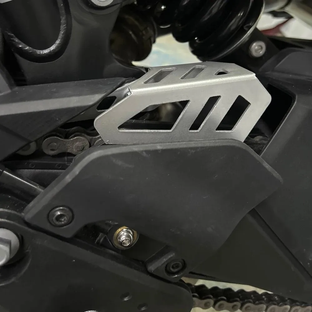 Motorcycle Accessories For CFMOTO CF MOTO 800MT MT800 800NK NK800 NK 800 NK MT 800 Chain Belt Guard Cover Protector Decorative
Motorcycle Accessories For CFMOTO CF MOTO 800MT MT800 800NK NK800 NK 800 NK MT 800 Chain Belt Guard Cover Protector Decorative