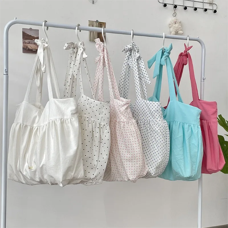 Women Lace-up Underarm Bag Korean-style Canvas Wave Point Tote Bag Lazy Wind Folds Commuting Casual Versatile Shoulder Bags
Women Lace-up Underarm Bag Korean-style Canvas Wave Point Tote Bag Lazy Wind Folds Commuting Casual Versatile Shoulder Bags