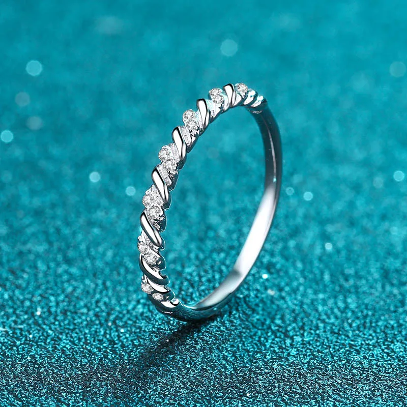 Twist Shape Lucky Ring Luxury Fine Jewelry 925 Sterling Silver Shiny Moissanite Engagement Wedding Gift For Women GRA Certified
Twist Shape Lucky Ring Luxury Fine Jewelry 925 Sterling Silver Shiny Moissanite Engagement Wedding Gift For Women GRA Certified