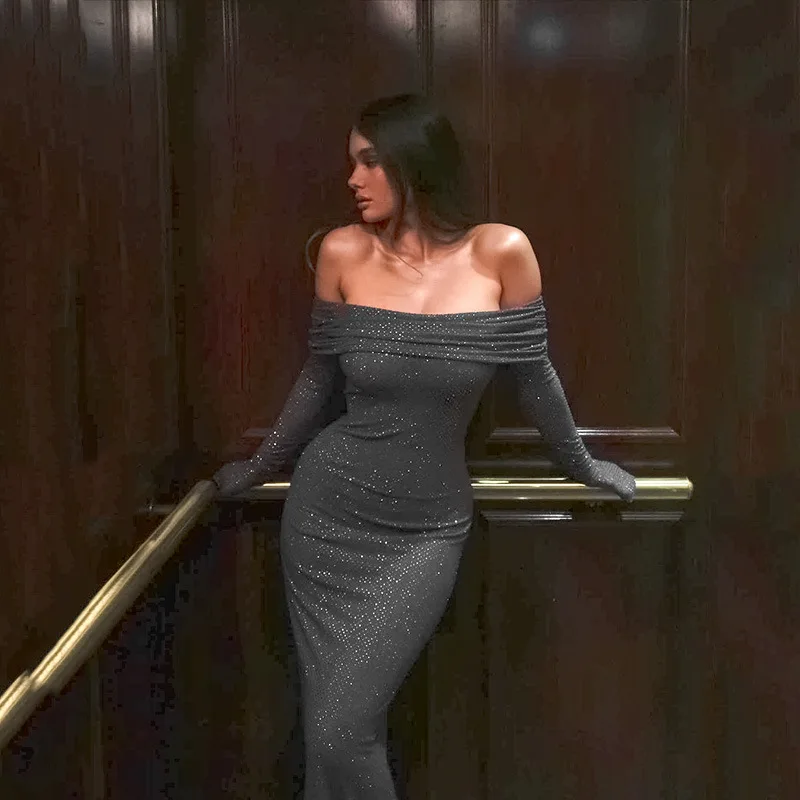 Summer New Sexy Hip Hugging Long Dress With Fashionable Style And Temperament, Hot Pressed Slim Fit One Neck Dress
Summer New Sexy Hip Hugging Long Dress With Fashionable Style And Temperament, Hot Pressed Slim Fit One Neck Dress