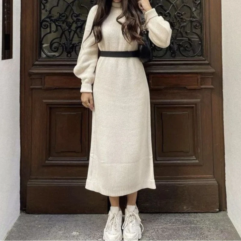 High-necked Knitted Dress 2025 Autumn and Winter Fashion Commuting Style Women's Straight Sweater Long Skirt
High-necked Knitted Dress 2025 Autumn and Winter Fashion Commuting Style Women's Straight Sweater Long Skirt