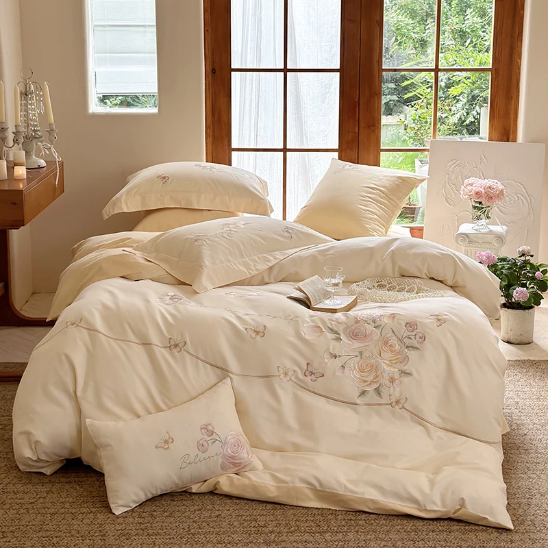 3/4Pcs Rose Flowers Embroidery Egyptian Cotton Brushed Bedding Set Single Queen King Size Duvet Cover Set Bed Sheet Pillowcases
3/4Pcs Rose Flowers Embroidery Egyptian Cotton Brushed Bedding Set Single Queen King Size Duvet Cover Set Bed Sheet Pillowcases
