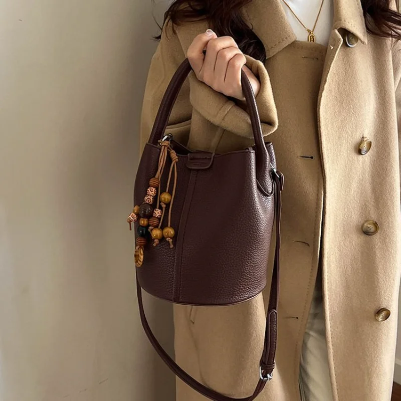 Women's Leather Bucket Handbag With Mini Pouch & Bead Charm, For Daily Office, Streetwear, Weekend Travel, Shopping & Errands
Women's Leather Bucket Handbag With Mini Pouch & Bead Charm, For Daily Office, Streetwear, Weekend Travel, Shopping & Errands