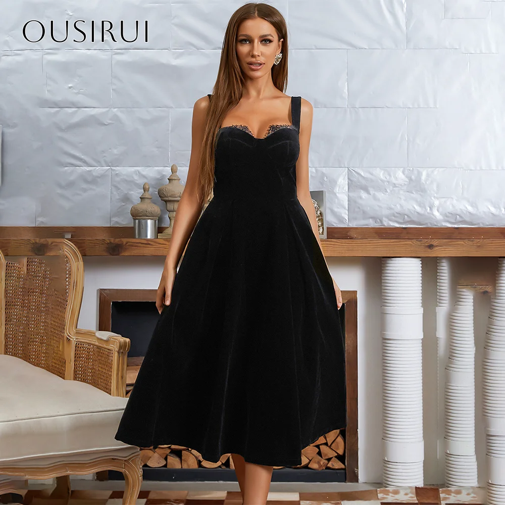 Платье для выпускного вечера с бархатными бретелями-спагетти и кружевом, длиной до колен, А-силуэт, без рукавов, на заказ.
Платье для выпускного вечера с бархатными бретелями-спагетти и кружевом, длиной до колен, А-силуэт, без рукавов, на заказ.