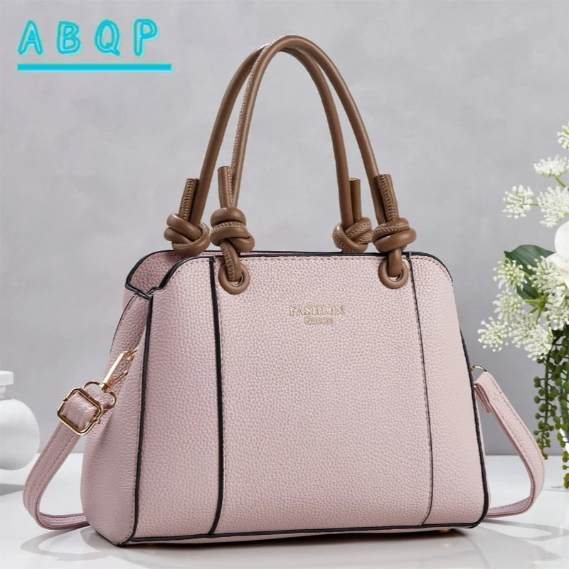 New Women's Handbag Luxury Brand Personality Women's Shoulder Bag PU Large Capacity Women's Shoulder Crossbody Bag High Quality
New Women's Handbag Luxury Brand Personality Women's Shoulder Bag PU Large Capacity Women's Shoulder Crossbody Bag High Quality