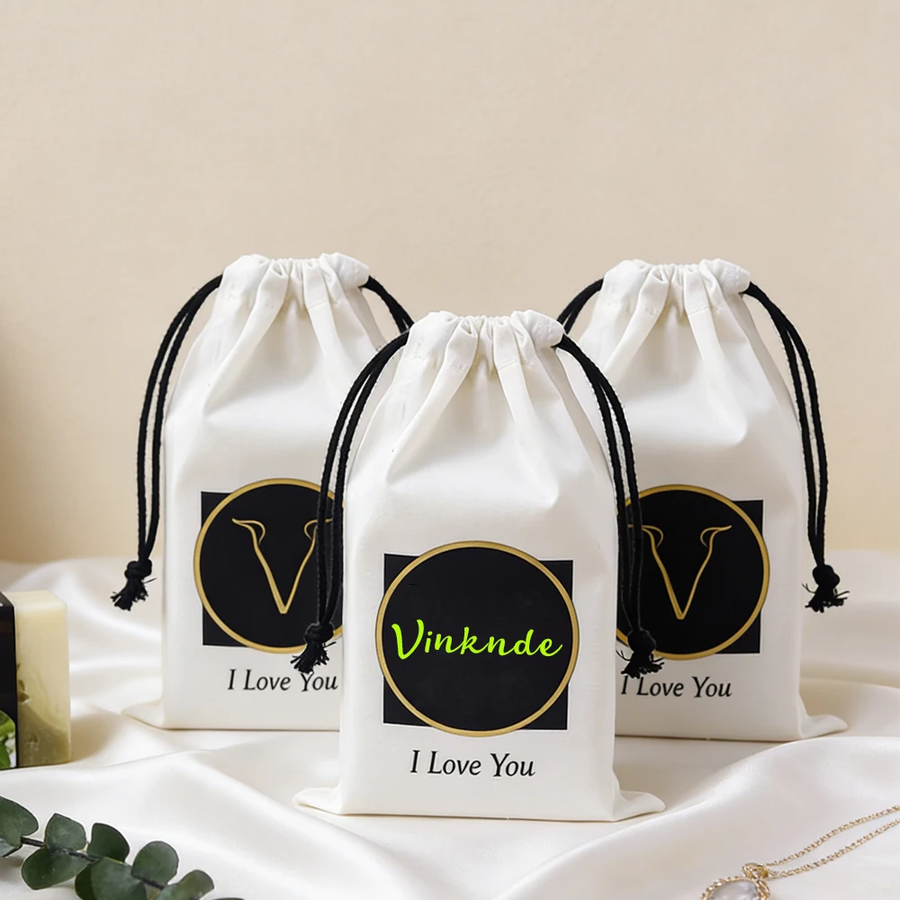 50/100Pcs White Cotton Drawstring Bag Jewelry Gift Packaging Pouches Chic Wedding Party Favor Candy Oil Bags Personalized Logo
50/100Pcs White Cotton Drawstring Bag Jewelry Gift Packaging Pouches Chic Wedding Party Favor Candy Oil Bags Personalized Logo