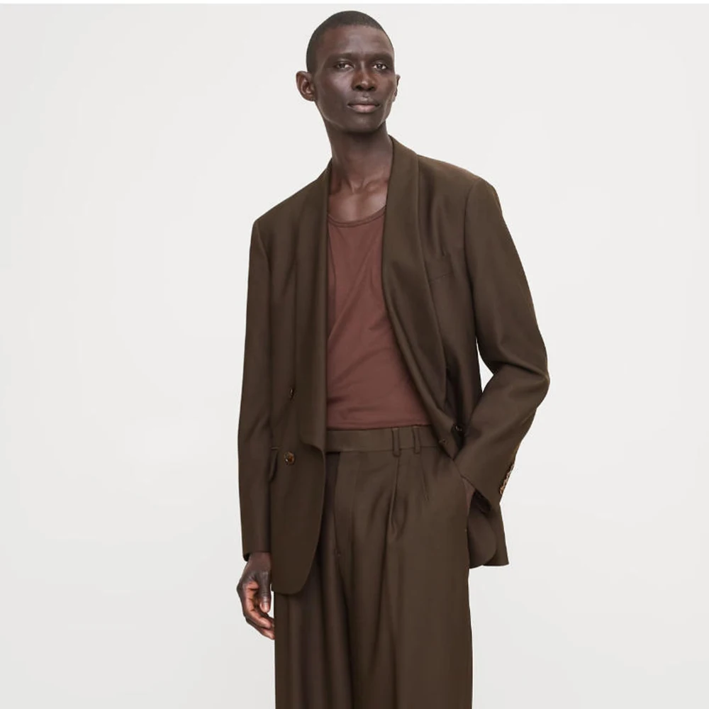 Повседневный коричневый мужской двубортный костюм с шалью и лацканами, комплект из 2 предметов, свободный крой, повседневный офисный деловой костюм, формальный мужской наряд (куртка + брюки)
Повседневный коричневый мужской двубортный костюм с шалью и лацканами, комплект из 2 предметов, свободный крой, повседневный офисный деловой костюм, формальный мужской наряд (куртка + брюки)