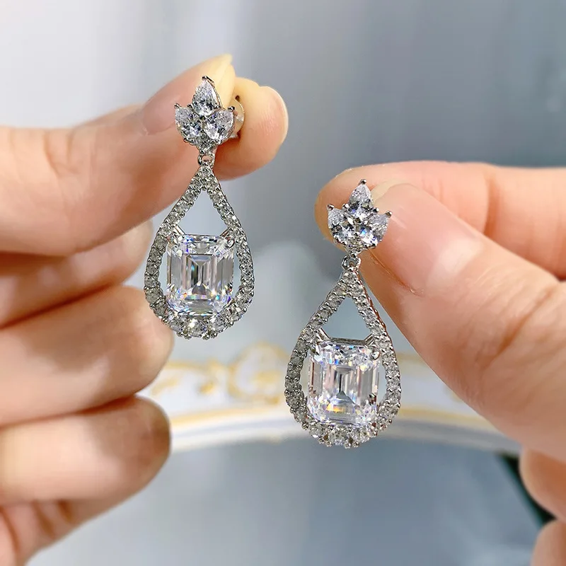 Flower 100% Real 925 sterling silver Dangle Earring Diamond Jewelry Engagement Wedding Drop Earrings for Women Birthady Gift
Flower 100% Real 925 sterling silver Dangle Earring Diamond Jewelry Engagement Wedding Drop Earrings for Women Birthady Gift