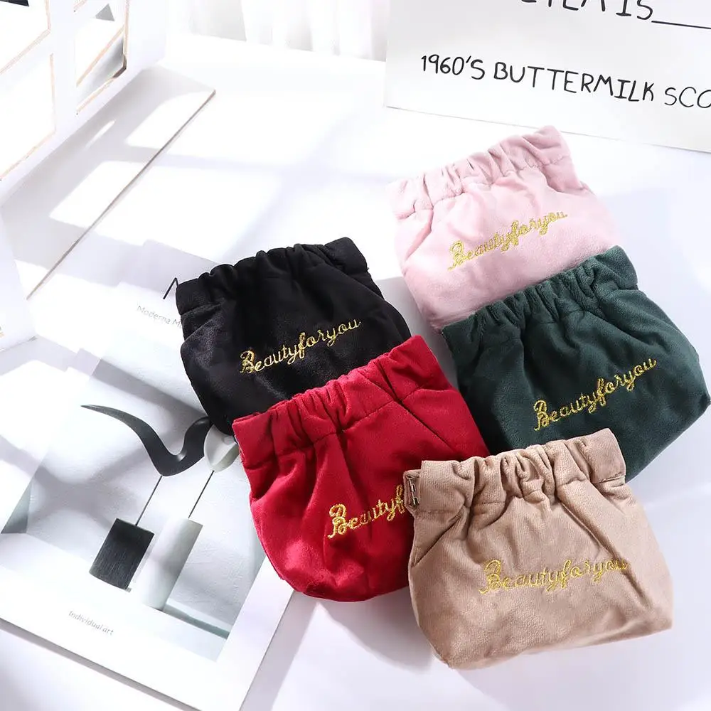 Women Soft Jewelry Organizer Sanitary Pads Storage Lipstick Organizer Case Makeup Pouch Cosmetic Bag Velvet Mini Lipstick Bag
Women Soft Jewelry Organizer Sanitary Pads Storage Lipstick Organizer Case Makeup Pouch Cosmetic Bag Velvet Mini Lipstick Bag