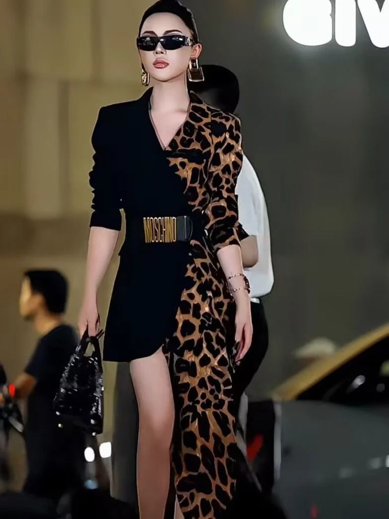 Сексуальный костюм Pure Desire с леопардовым принтом в стиле пэчворк, с высокой талией, трапециевидной формы Dr, крутой костюм Dr для женщин, повседневная одежда
Сексуальный костюм Pure Desire с леопардовым принтом в стиле пэчворк, с высокой талией, трапециевидной формы Dr, крутой костюм Dr для женщин, повседневная одежда