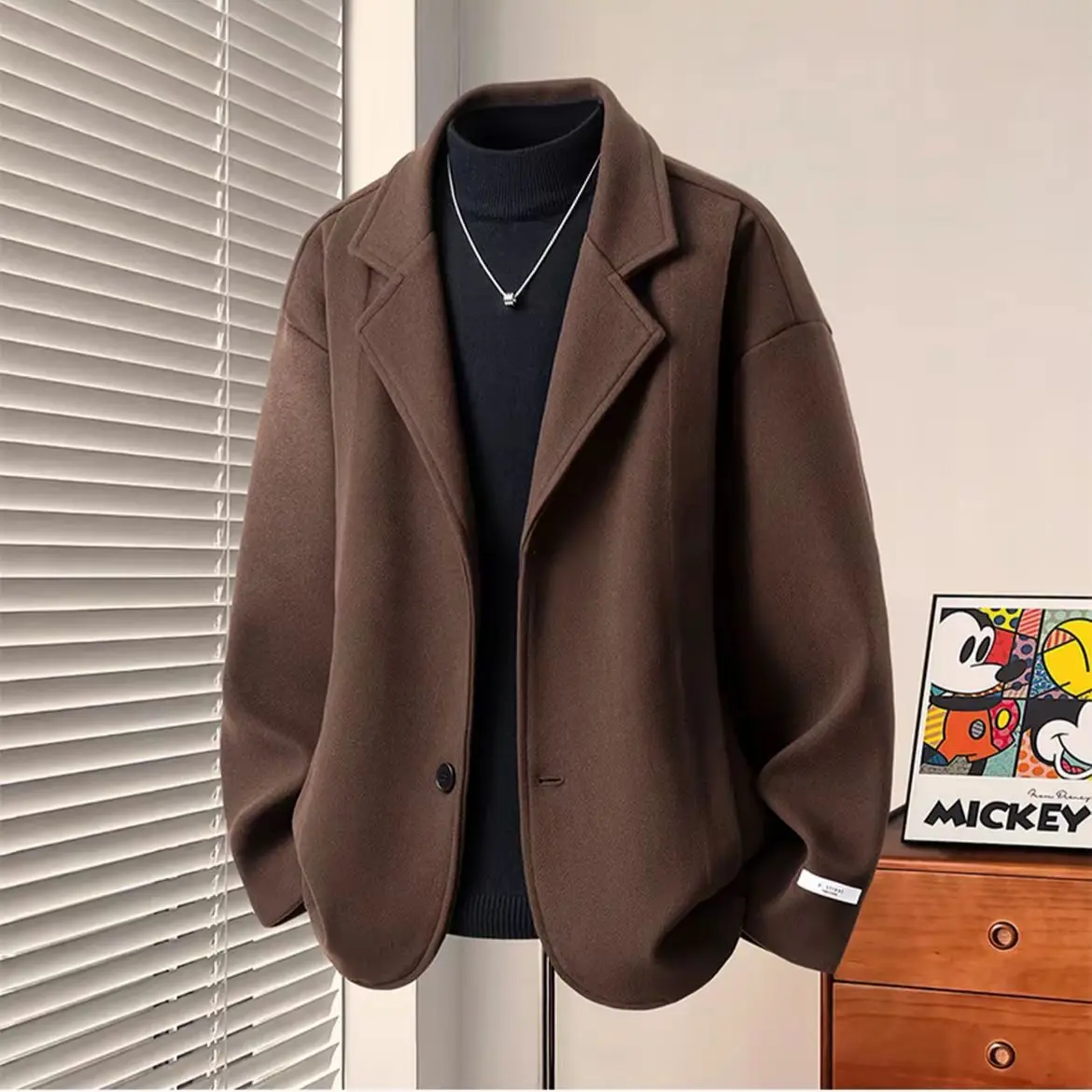 Мужской свитер-гольф из смесовой шерсти с искусственным мехом, имитирующим натуральный, приятный для кожи, гладкий и мягкий
Мужской свитер-гольф из смесовой шерсти с искусственным мехом, имитирующим натуральный, приятный для кожи, гладкий и мягкий