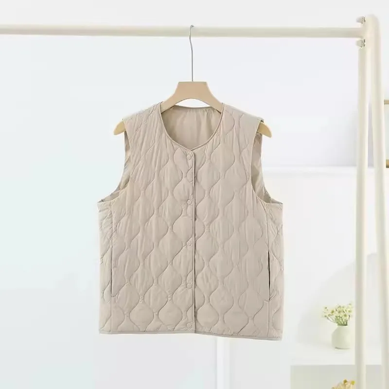 Autumn Winter Women Down Waistcoat Jacket Ultra Light Thin White Duck Down Vest Coat Female Sleeveless Short Warm Tank Parkas
Autumn Winter Women Down Waistcoat Jacket Ultra Light Thin White Duck Down Vest Coat Female Sleeveless Short Warm Tank Parkas