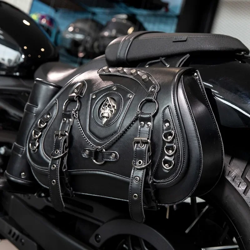motorcycle Side Box for Harley Davidsoncruise 2026 modified side bag leather Saddlebags Throwovers Side Cases
motorcycle Side Box for Harley Davidsoncruise 2026 modified side bag leather Saddlebags Throwovers Side Cases