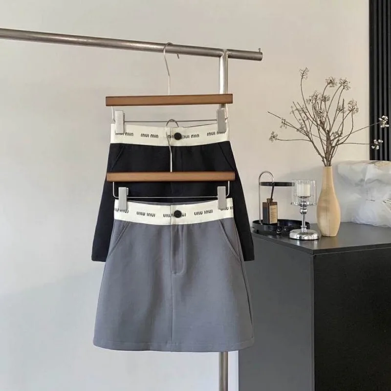 Women Summer Simplicity Office Lady Letter Solid Color Suit Skirt Ladies Fashion High Waist Appear Thin All-match A-line Skirt
Women Summer Simplicity Office Lady Letter Solid Color Suit Skirt Ladies Fashion High Waist Appear Thin All-match A-line Skirt