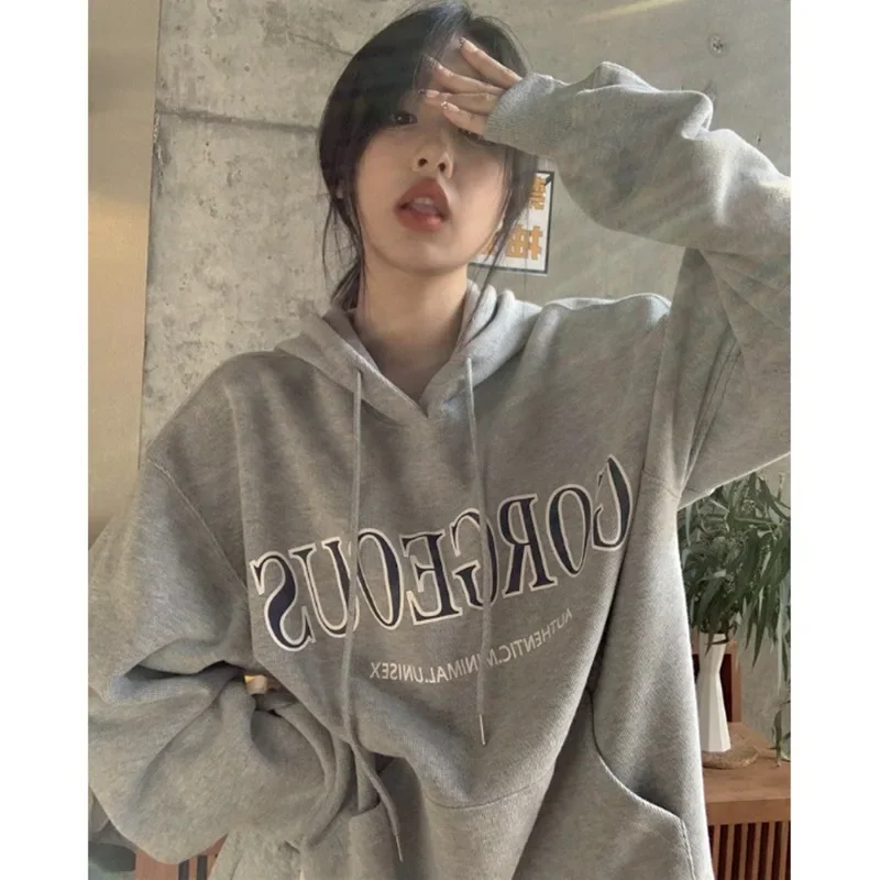Vintage Loose Hoodies Women Autumn Loose Letter Print Streetwear Hooded Sweatshirt Korean Fashion Oversized Hoodie Tops Y2k 후드티
Vintage Loose Hoodies Women Autumn Loose Letter Print Streetwear Hooded Sweatshirt Korean Fashion Oversized Hoodie Tops Y2k 후드티