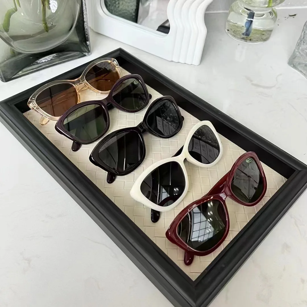 High Quality Polarized Sunglasses for Woman Butterfly Shape TR90 Material Sun Glass for Men Korean Style Female Sunglass
High Quality Polarized Sunglasses for Woman Butterfly Shape TR90 Material Sun Glass for Men Korean Style Female Sunglass