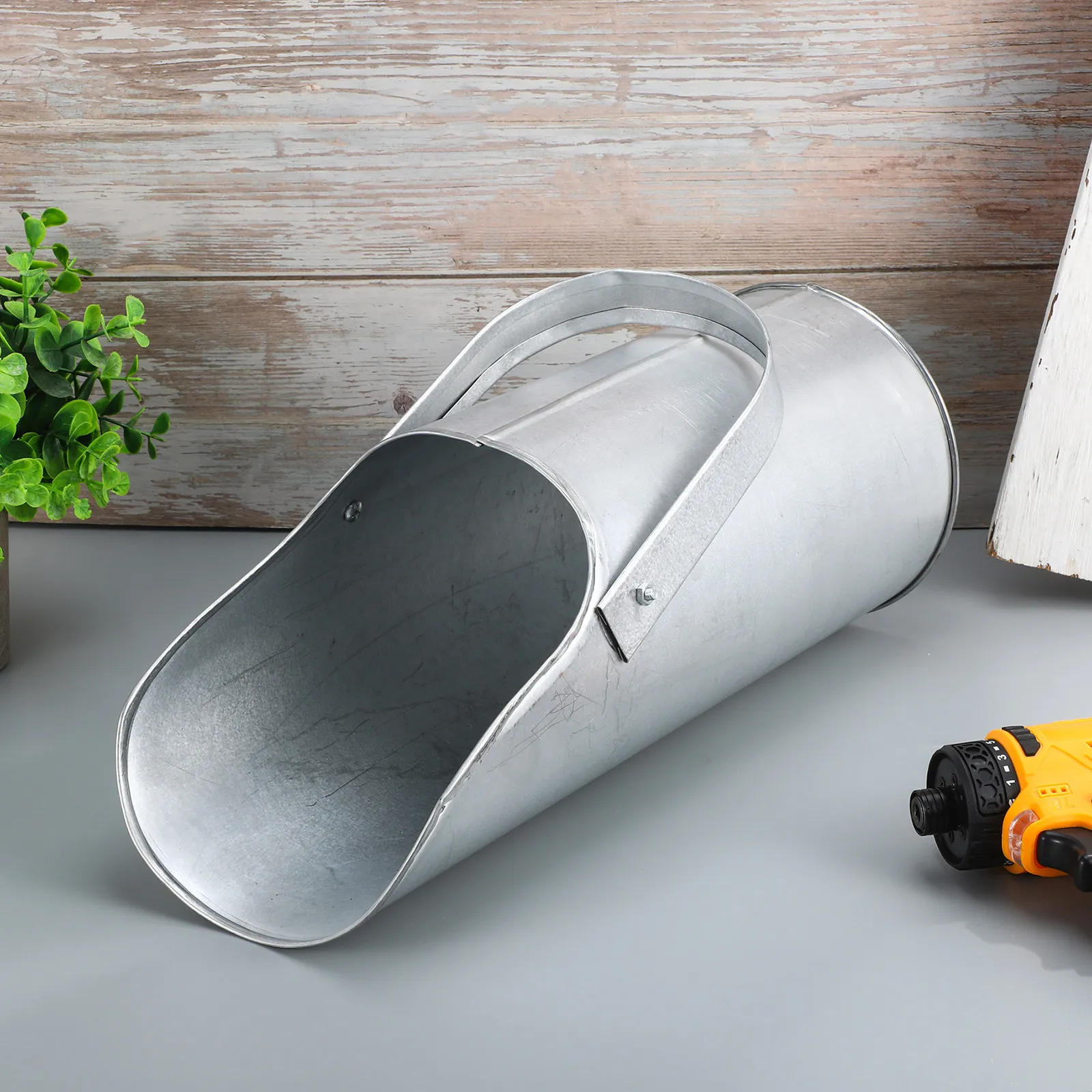 Sturdy Metal Concrete Filling Tool for Construction Sites High Hardness Non Deformable Sand and Concrete Pouring Funnel with
Sturdy Metal Concrete Filling Tool for Construction Sites High Hardness Non Deformable Sand and Concrete Pouring Funnel with