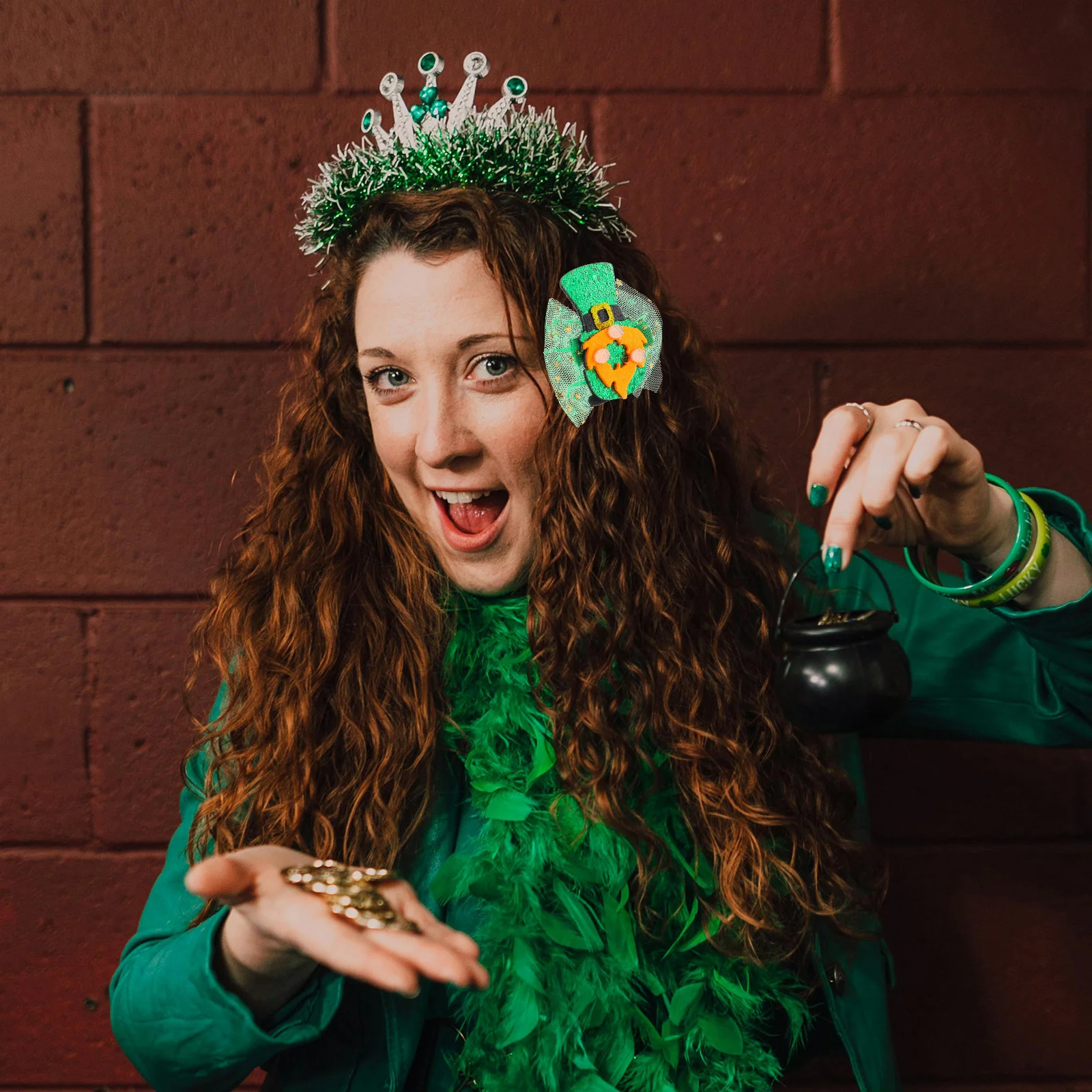 Girls Irish Festival Hair Clip Mesh Headpiece St Patrick's Day Party Hair Accessory Multi Clover Pin Creative Mesh Headdress
Girls Irish Festival Hair Clip Mesh Headpiece St Patrick's Day Party Hair Accessory Multi Clover Pin Creative Mesh Headdress