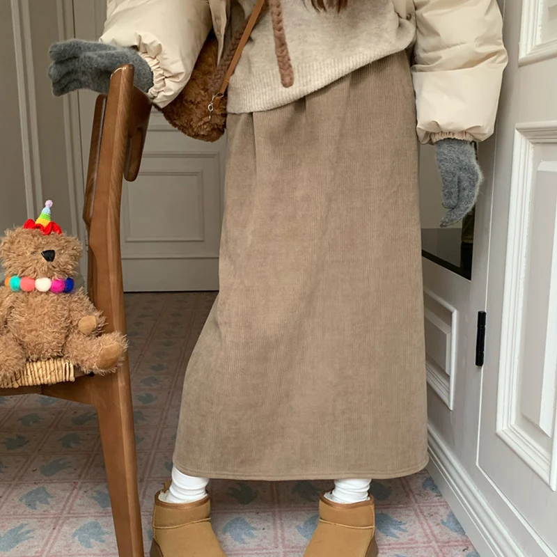 Autumn Winter Plus Fleece Thicken Corduroy Skirt Women Vintage Elastic Waist A-Line Skirts Korean Fashion Streetwear Midi Skirt
Autumn Winter Plus Fleece Thicken Corduroy Skirt Women Vintage Elastic Waist A-Line Skirts Korean Fashion Streetwear Midi Skirt