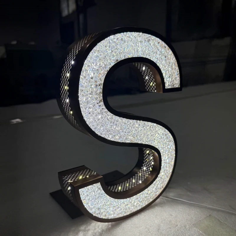 Diamon Letter Sign LED illuminated Signs Custom 3D Channel Letters Business Sign for Jewelry Store Hotels Office Bar Shop
Diamon Letter Sign LED illuminated Signs Custom 3D Channel Letters Business Sign for Jewelry Store Hotels Office Bar Shop