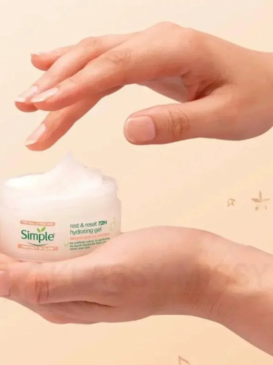 SIMPLE Осветляющий гель-крем 50 мл Увлажняющий питательный с VC&VE Увлажняющий крем для лица Средства по уходу за кожей Редкая косметическая косметика
SIMPLE Осветляющий гель-крем 50 мл Увлажняющий питательный с VC&VE Увлажняющий крем для лица Средства по уходу за кожей Редкая косметическая косметика