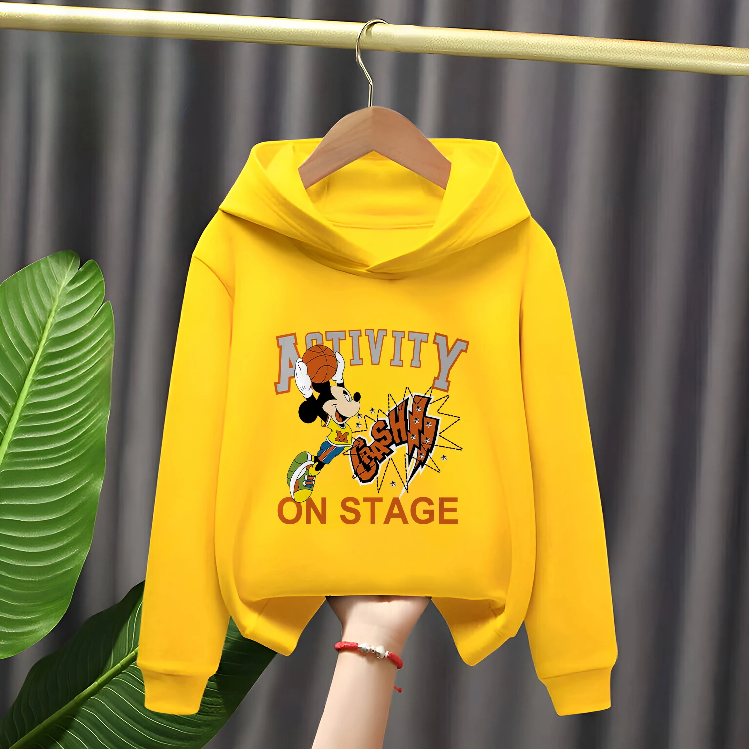 Kids Fashion Hoodie Disney Mickey 2026 Warm Soft Cartoon Print Sweatshirt Comfortable Winter Wear Boys Girls Multiple Colors
Kids Fashion Hoodie Disney Mickey 2026 Warm Soft Cartoon Print Sweatshirt Comfortable Winter Wear Boys Girls Multiple Colors
