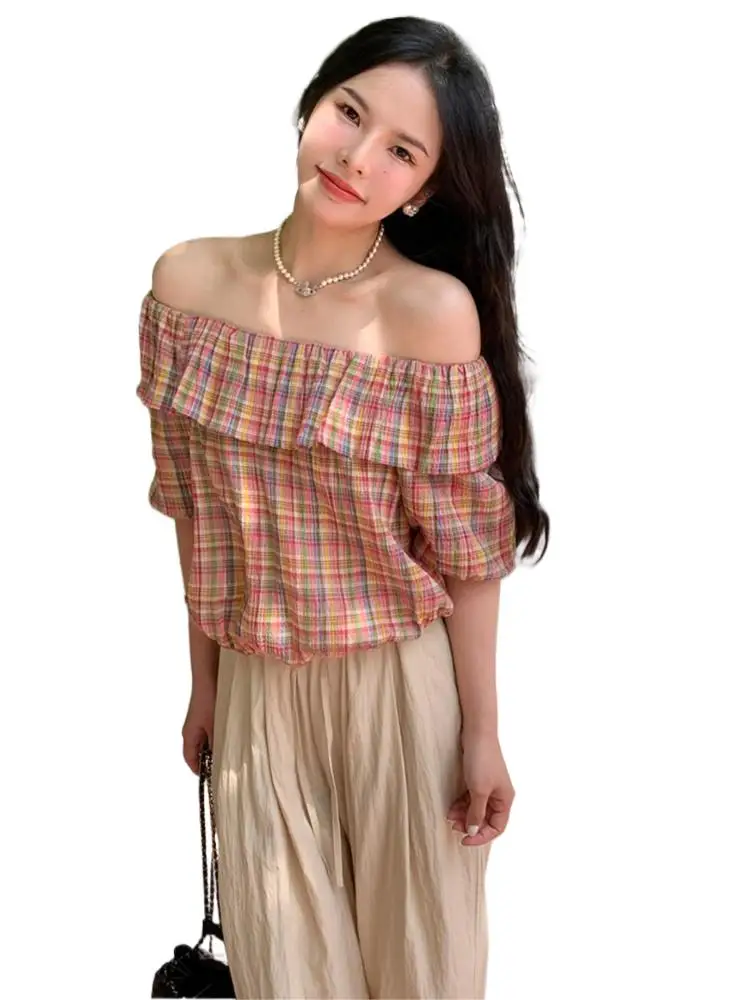 2024 New Women's Top Cotton Plaid Print Blouses Fashion Sexy Off Shoulder Ruffle Collar Top Summer Korean Loose Casual Shirt
2024 New Women's Top Cotton Plaid Print Blouses Fashion Sexy Off Shoulder Ruffle Collar Top Summer Korean Loose Casual Shirt