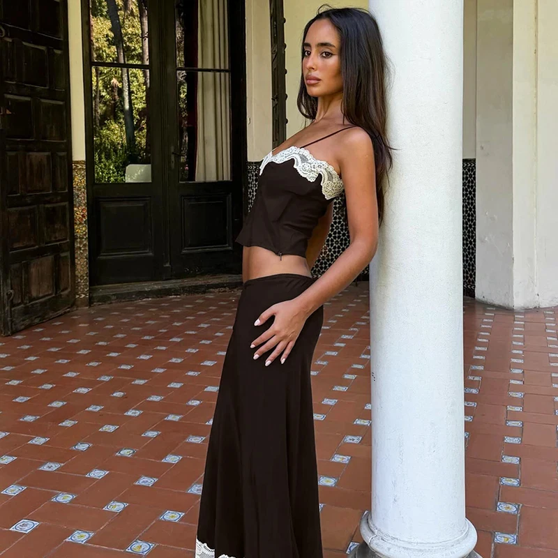 BKQU Lace Patchwork Satin Sexy Spaghetti Strap Vest Long Skirts Suits Women Elegant Slim Crop Top Party Club Dress 2 Piece Sets
BKQU Lace Patchwork Satin Sexy Spaghetti Strap Vest Long Skirts Suits Women Elegant Slim Crop Top Party Club Dress 2 Piece Sets