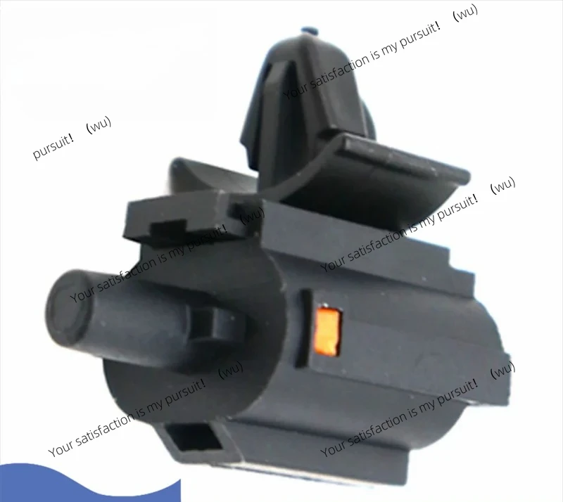 96985-3X000 Outer Assembly Ambient Temperature Sensor For Hyundai Elantra Santa Fe 2001-2020 Kia Forte 2004-2022 969853X000 
96985-3X000 Outer Assembly Ambient Temperature Sensor For Hyundai Elantra Santa Fe 2001-2020 Kia Forte 2004-2022 969853X000