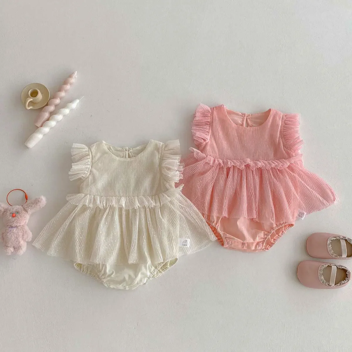 Version Children's Clothing for Baby Girls Summer New Item Mesh Fly Sleeves Wrapped Fart Clothes Baby Sweet Princess Jumpsuit
Version Children's Clothing for Baby Girls Summer New Item Mesh Fly Sleeves Wrapped Fart Clothes Baby Sweet Princess Jumpsuit