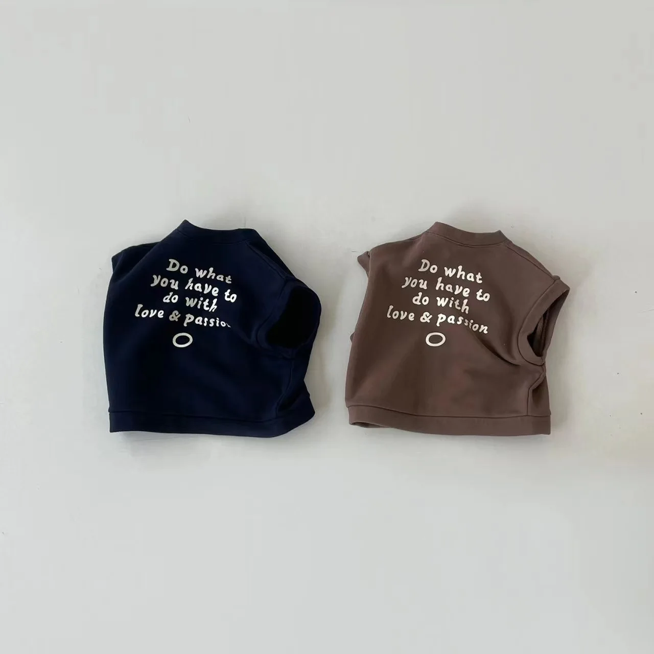 2023 New Baby Sleeveless Vest Jacket Fashion Newborn Letter Print Vest Coat Cotton Infant Toddler Tops Boy Girl Clothes 0-24M
2023 New Baby Sleeveless Vest Jacket Fashion Newborn Letter Print Vest Coat Cotton Infant Toddler Tops Boy Girl Clothes 0-24M