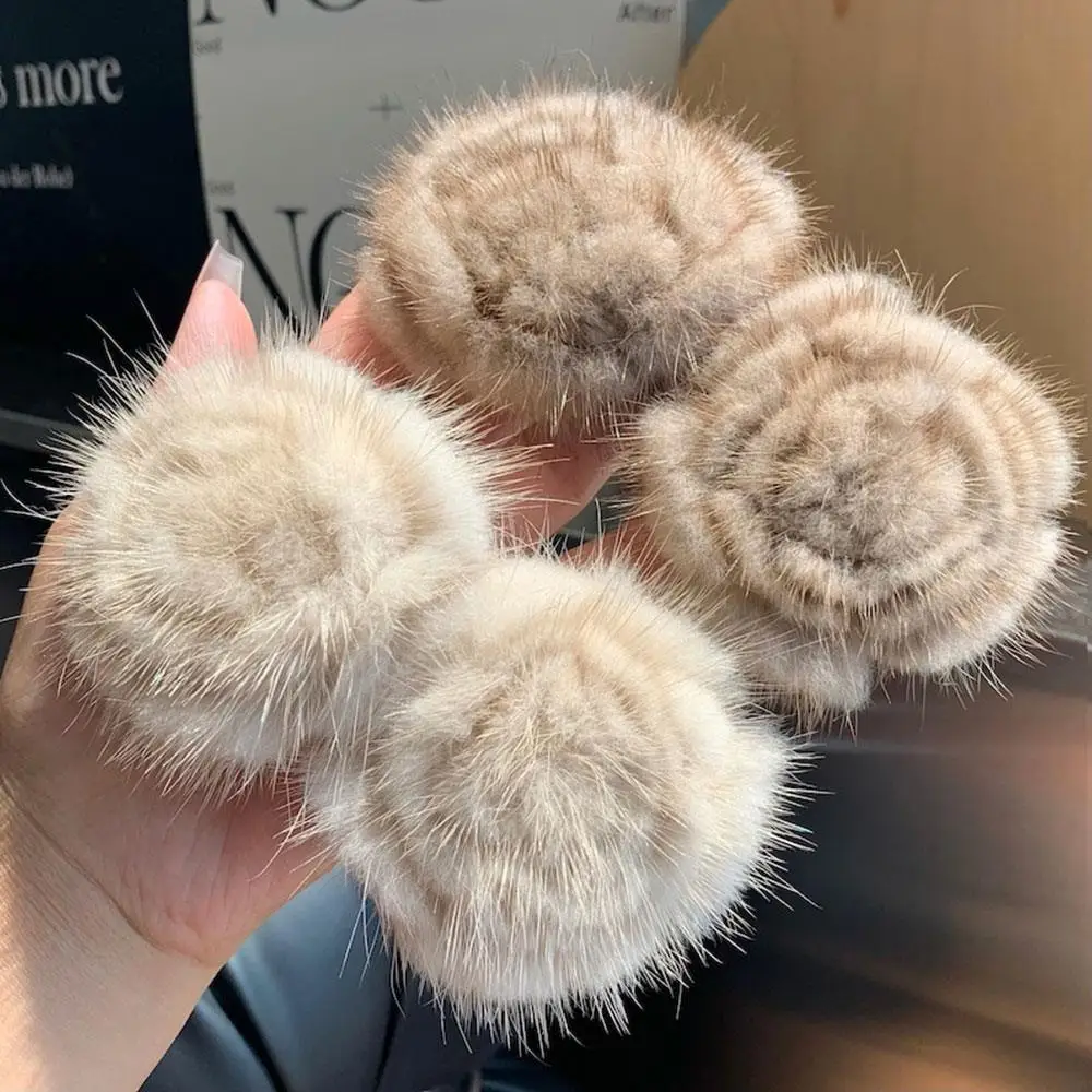 Прекрасная пушистая заколка для волос, мягкая плюшевая заколка с цветком, зимние заколки, аксессуары для волос «сделай сам», милый зажим для хвоста, милый зажим в виде утконоса
Прекрасная пушистая заколка для волос, мягкая плюшевая заколка с цветком, зимние заколки, аксессуары для волос «сделай сам», милый зажим для хвоста, милый зажим в виде утконоса