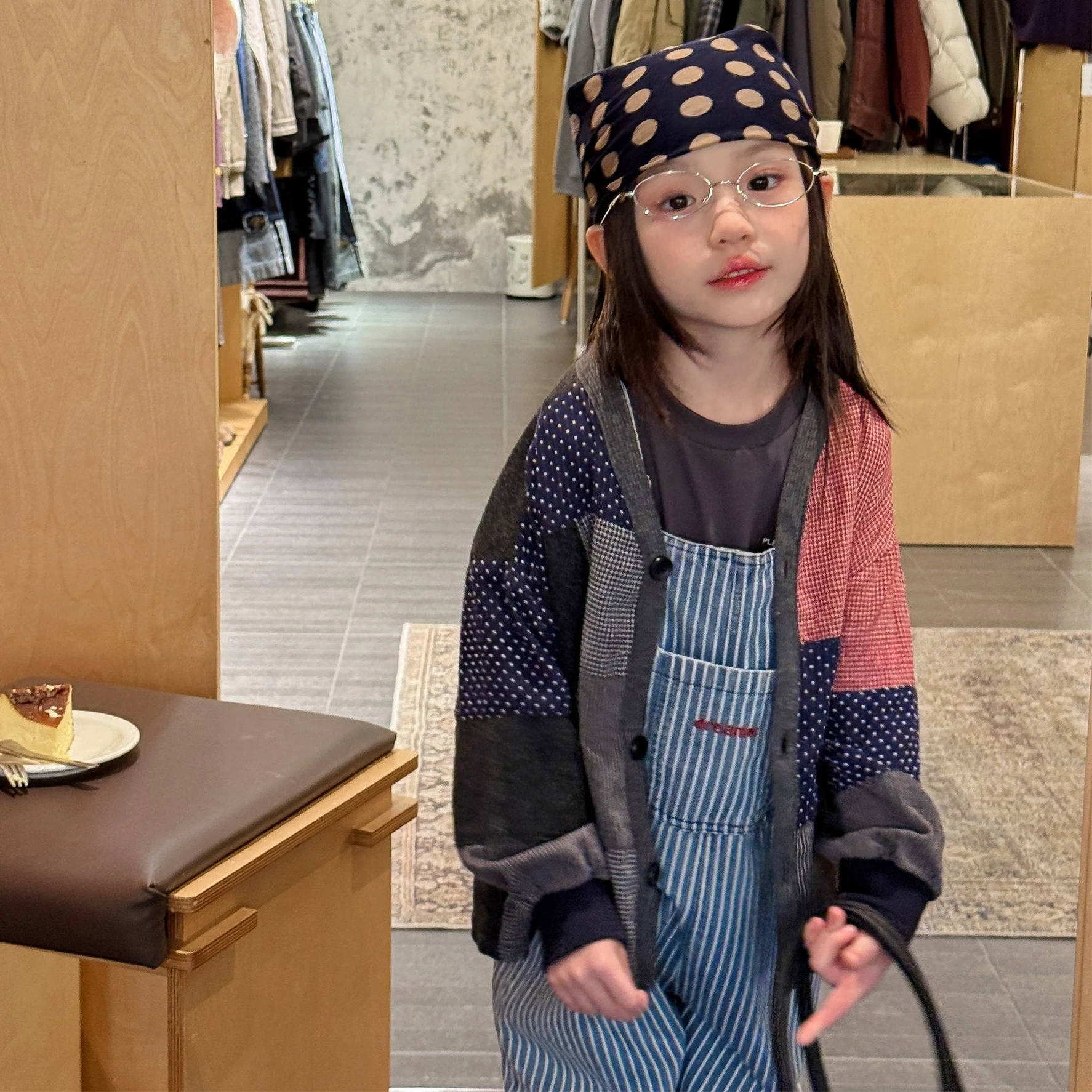 HoneyCherry, новая весенняя детская модная уличная куртка-кардиган в стиле пэчворк, удобная лоскутная верхняя одежда унисекс, верхнее пальто для девочек
HoneyCherry, новая весенняя детская модная уличная куртка-кардиган в стиле пэчворк, удобная лоскутная верхняя одежда унисекс, верхнее пальто для девочек