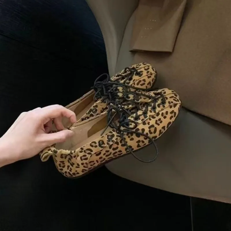 French Woven Hollow Flat Ballet Shoes for Lazy Women, Breathable and Easy To Wear, Loafers for Spring and Summer Leisure 2026
French Woven Hollow Flat Ballet Shoes for Lazy Women, Breathable and Easy To Wear, Loafers for Spring and Summer Leisure 2026