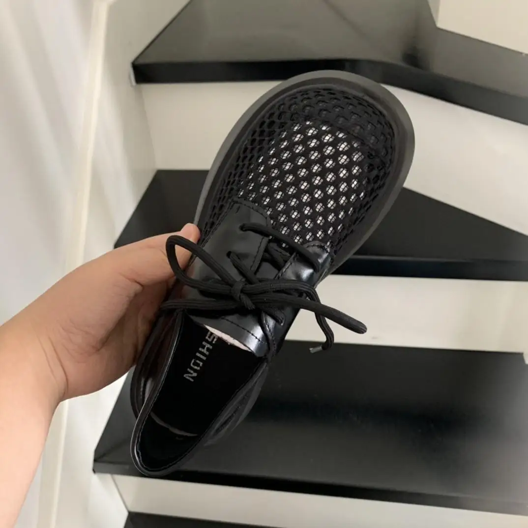 British Fashion Women's Platform Loafers 2026 Summer Breathable Mesh Slip-On Casual Shoes Convertible Two-Way Wear
British Fashion Women's Platform Loafers 2026 Summer Breathable Mesh Slip-On Casual Shoes Convertible Two-Way Wear