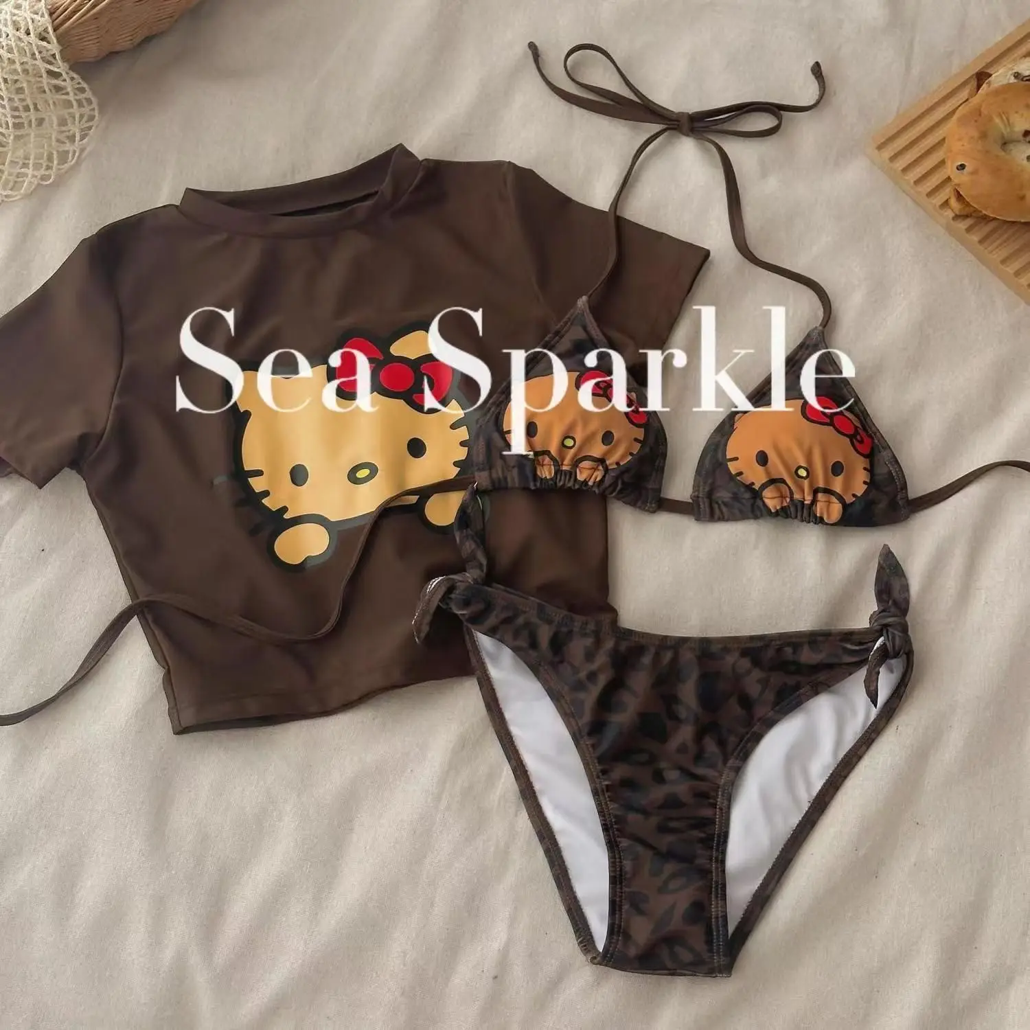 Горячая распродажа: Новый стильный купальник Sanrio Hello Kitty, мягкий, с мультяшным принтом, креативный, 3 предмета, удобный, для отпуска, в подарок
Горячая распродажа: Новый стильный купальник Sanrio Hello Kitty, мягкий, с мультяшным принтом, креативный, 3 предмета, удобный, для отпуска, в подарок