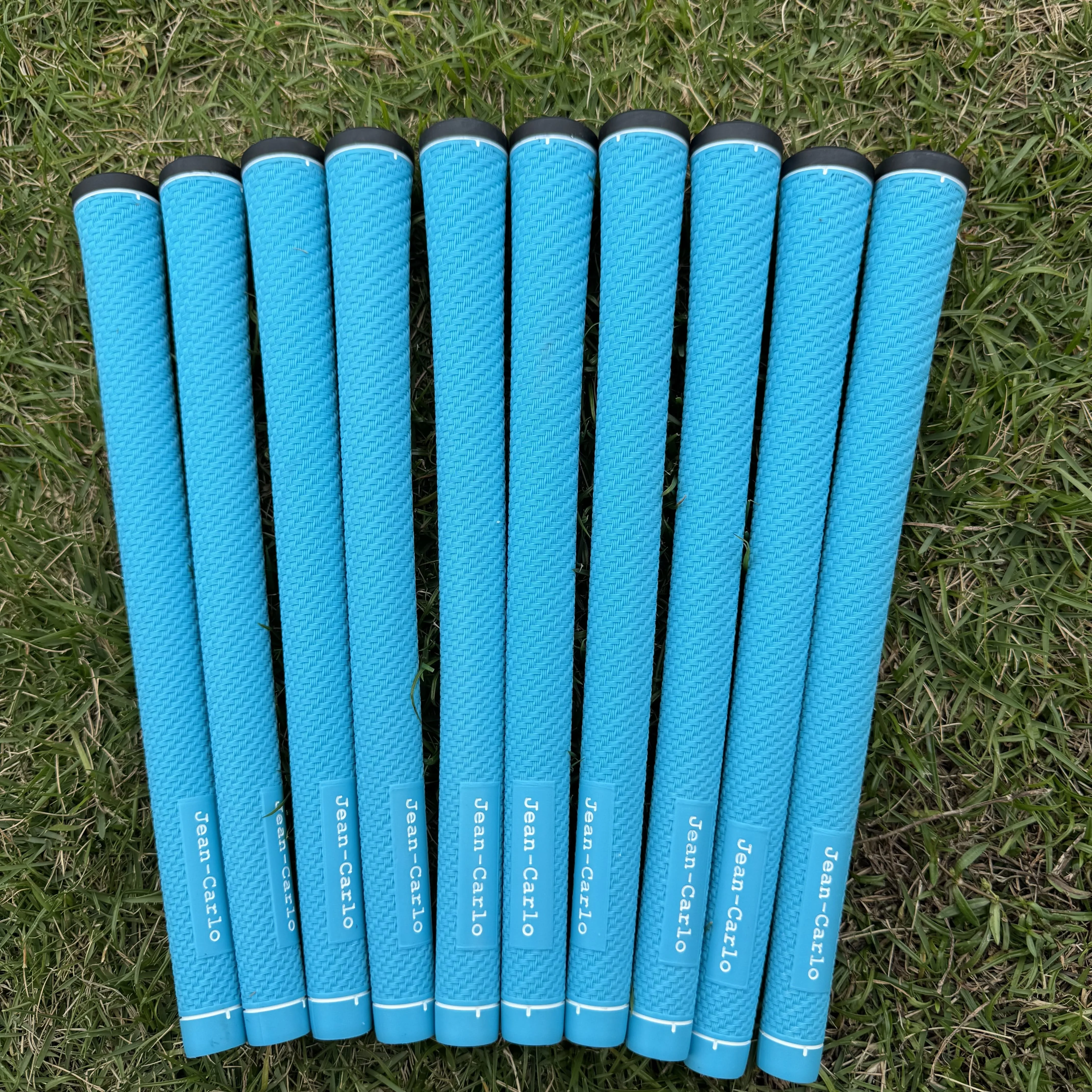 Jean Carlo-Golf Grip Advanced Surface Texture Design/Adopt Unique Straw Mat Pattern Design to Comfortable and Antiskid
Jean Carlo-Golf Grip Advanced Surface Texture Design/Adopt Unique Straw Mat Pattern Design to Comfortable and Antiskid