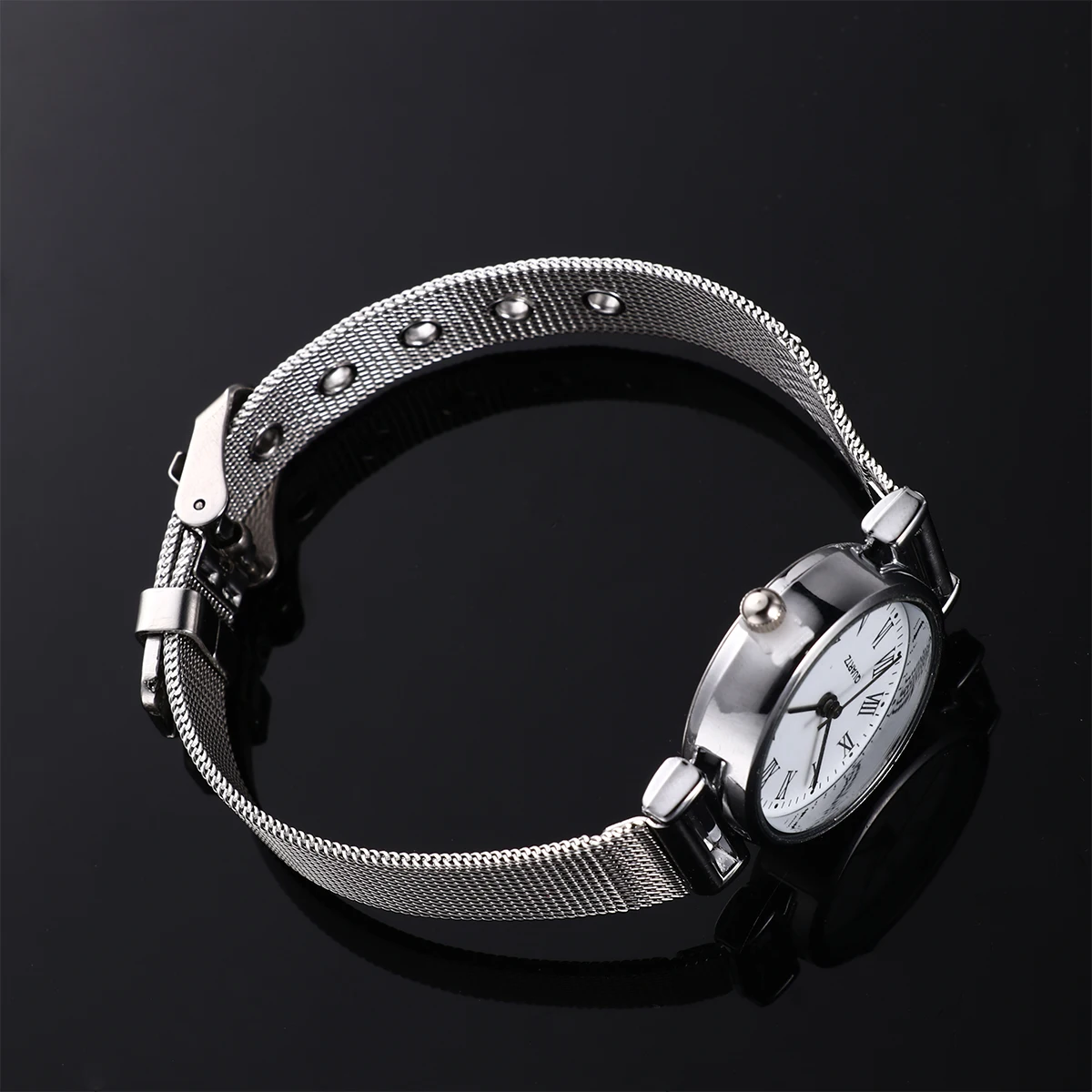 Retro Steel Strap Quartz Watch White Plate Fashion Vintage Alloy Band Women Wristwatch Durable Christmas Gifts
Retro Steel Strap Quartz Watch White Plate Fashion Vintage Alloy Band Women Wristwatch Durable Christmas Gifts