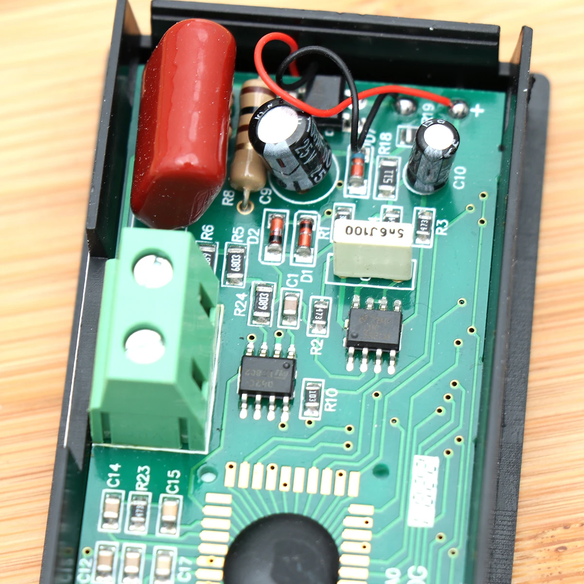 Digital Frequency Meter 45Hz-65Hz AC80-300V LCD Display Tester Blue Green Back Light Crystal Panel High Precision Embedded
Digital Frequency Meter 45Hz-65Hz AC80-300V LCD Display Tester Blue Green Back Light Crystal Panel High Precision Embedded