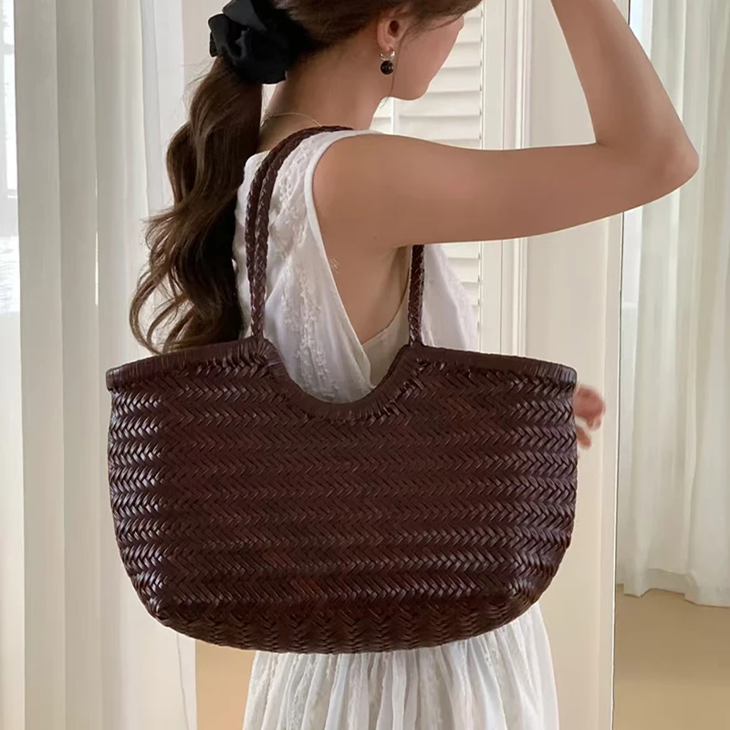 Rattan Weaving Shopper Basket Tote Bag For Women, French Vintage Handwoven Shoulder Bag,Large Capacity Beach Vacation Handbag
Rattan Weaving Shopper Basket Tote Bag For Women, French Vintage Handwoven Shoulder Bag,Large Capacity Beach Vacation Handbag