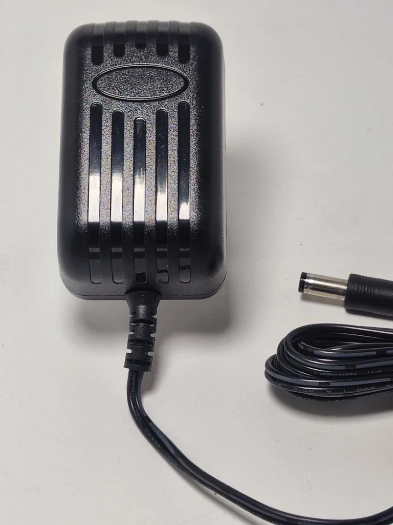 ZD12D 270050 Зарядное устройство с адаптером ЕС для пылесоса Deerma Supor Gtech VC10 27 В 500 мА
ZD12D 270050 Зарядное устройство с адаптером ЕС для пылесоса Deerma Supor Gtech VC10 27 В 500 мА