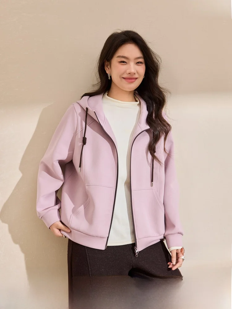 Удобная модная куртка с капюшоном, повседневная, универсальная, больших размеров, женская, весенняя, новая, длинная, из смесового полиэстера и хлопка
Удобная модная куртка с капюшоном, повседневная, универсальная, больших размеров, женская, весенняя, новая, длинная, из смесового полиэстера и хлопка