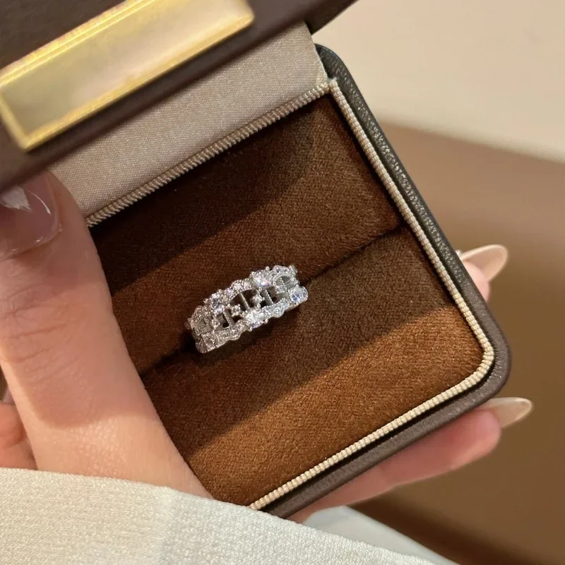 vintage lace harp diamond rings for women fashion hollow out light luxury Inspiration exquisite ring couple party jewelry gift
vintage lace harp diamond rings for women fashion hollow out light luxury Inspiration exquisite ring couple party jewelry gift