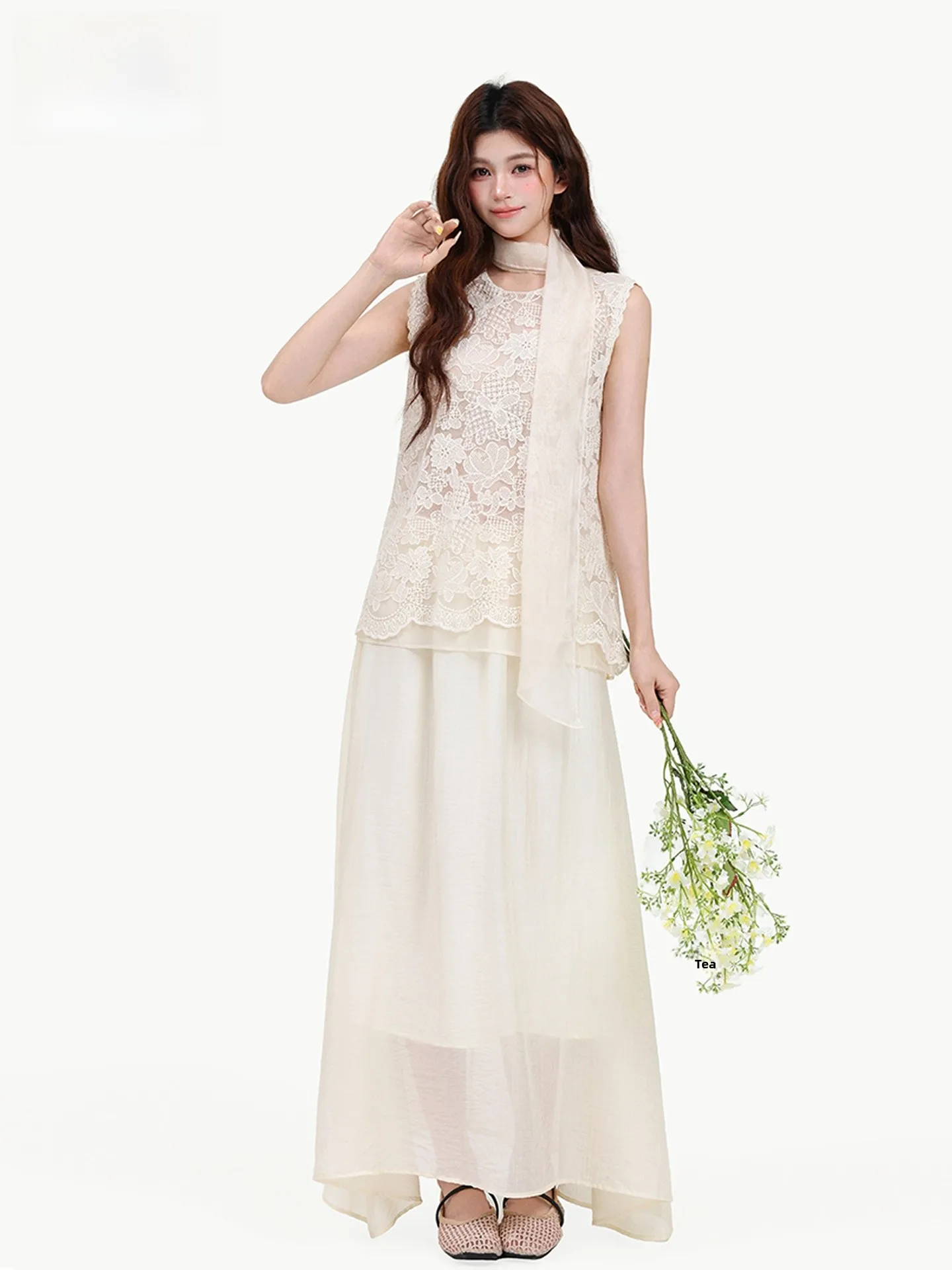 Elegant Lace Top And Midi Skirt Three Piece Set Women's Summer New Style Slimming Ensemble Beige Casual Loose Fit Fashion Set
Elegant Lace Top And Midi Skirt Three Piece Set Women's Summer New Style Slimming Ensemble Beige Casual Loose Fit Fashion Set