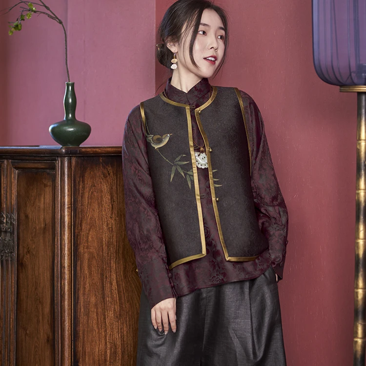 New Arrival Hand-Painted Gold d Silk Brocade Top Chinese Sle Loose Fit round Neline Traditional Women's Vest
New Arrival Hand-Painted Gold d Silk Brocade Top Chinese Sle Loose Fit round Neline Traditional Women's Vest