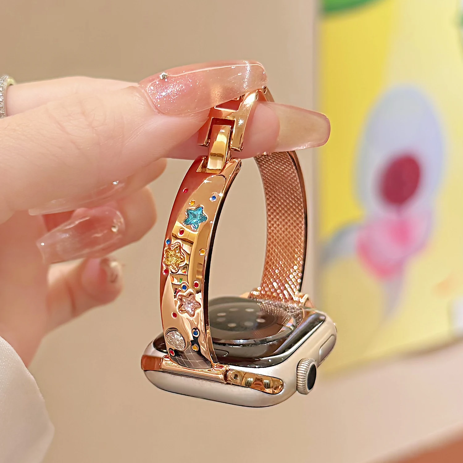 Роскошный металлический браслет Sparkling Diamond Star для Apple Watch 46/45/44/42/41/40/38 мм, женский ремешок для iWatch Series S10 Ultra 49 мм
Роскошный металлический браслет Sparkling Diamond Star для Apple Watch 46/45/44/42/41/40/38 мм, женский ремешок для iWatch Series S10 Ultra 49 мм