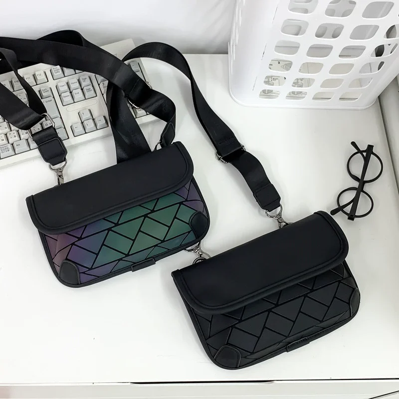 New Fashion Geometry Handbags For Cool Boys and Girls Luminous Bags Small Satchels Shoulder Crossbody Bags Punk Style Street Bag
New Fashion Geometry Handbags For Cool Boys and Girls Luminous Bags Small Satchels Shoulder Crossbody Bags Punk Style Street Bag